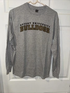 Bryant University Bulldogs Adult Long Sleeve T-Shirt Gray Heavy Cotton - Foto 1 di 3