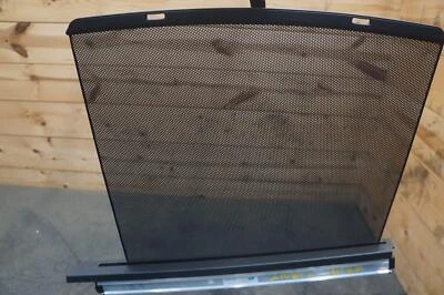 Parasol ventana puerta trasera izquierda 513591741 BMW F10 serie 5 2011-16 *perilla doblada* Foto 1 de 4