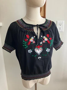 Hell Bunny Tessie Top Black with Colorful Embroidery Peasant Top Size XS NWT - Foto 1 di 6
