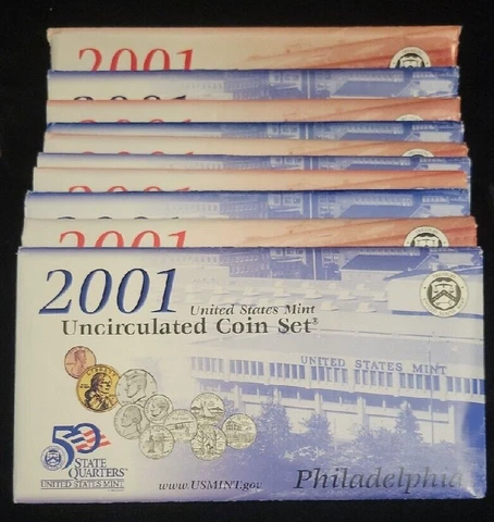 (5) 2001 Uncirculated P&D U.S. Mint Sets | Beautiful Sets | Complete Sets Cover