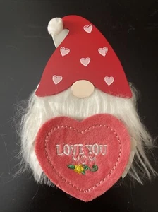 New! MOTHERS DAY Red Gnome•Stand Alone•Wood w/Embellishments•Love•Decor - Picture 1 of 2