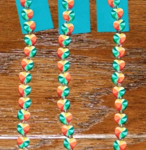LOTTO 3 fili perline arcobaleno a forma di cuore Hildie & Jo 10 mm gioielli artigianato DIVERTENTE! - Foto 1 di 4