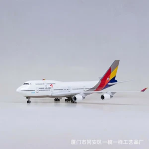 1/150 Boeing 747-400 Airplane With Simulation Light Collections Model Toy - Picture 1 of 6