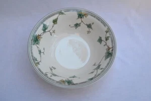 Noritake Keltcraft Ireland China Ivy Lane 9 1/2 inch Round Serving Bowl White - Picture 1 of 4