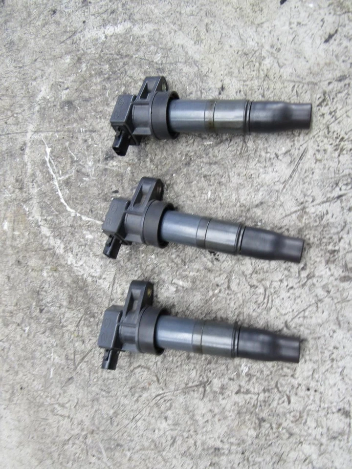 2007 2019 Hyundai Santa Fe set of 3 OEM original ignition coil 27301-3C000 Foto 1 de 4