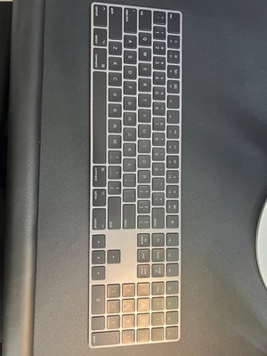 Apple Magic Keyboard Numeric Pad (A1843) QWERTY UK/GB Layout BLACK GREY - Image 1 of 4