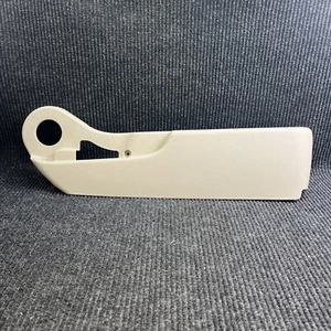 05-10 Pontiac G6 Right Passenger Seat Side Lower Beige Trim Cover Panel 5510670B - Picture 1 of 9