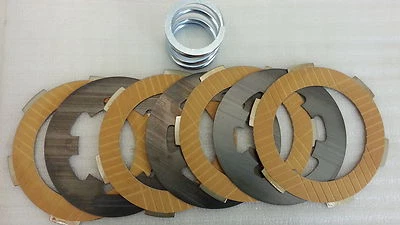 Frizione vespa 50/125/130 ape 50 carbonio racing 4 dischi + molla rinforzata - Immagine 1 di 4