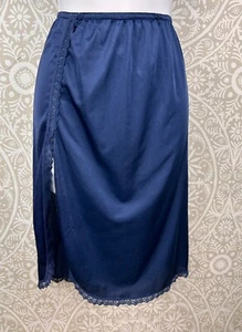 Vintage Fortune marineblau Retro halber Slip Rock Spitze Zierleiste Nylon Pinup USA Größe M - Bild 1 von 7
