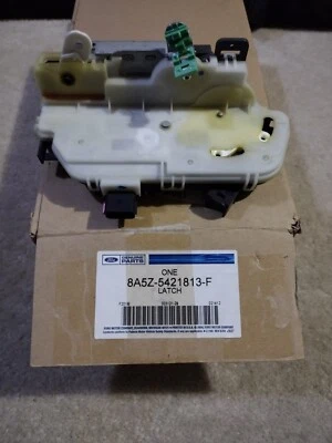 Brand New 8A5Z-5421813-F 2010-2014 FORD TAURUS LH DRIVER FRONT DOOR LATCH - Image 1 of 2