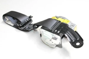 Sicherheitsgurt Gurt Hinten Rechts Lexus IS 220d XE2 Bj.07 / 1036997 - Bild 1 von 5
