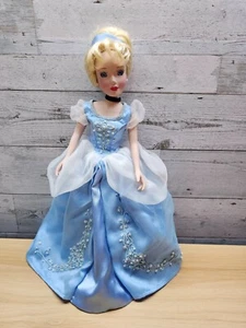 DISNEY CINDERELLA PORZELLAN GEDENKEN PUPPE - 16 ZOLL - Bild 1 von 7