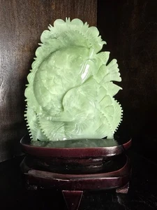 2,6 Pfund 10 Zoll x 6 Zoll Top-Qualität natürliche grüne Jade Meister handgeschnitzte Fisch Skulptur - Bild 1 von 9