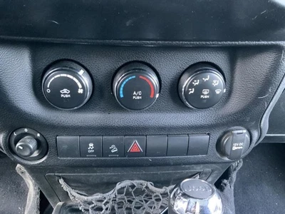 OEM Climate Control With AC Heated Back Glass  11-13 WRANGLER 1399701 - Image 1 of 4