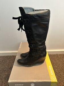 Bronx Wedged Black Boots Size uk3