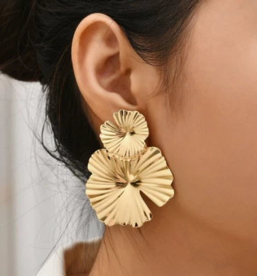 Pendientes de oro, pendientes de oro LOTUS, pendientes de oro llamativos Foto 1 de 3