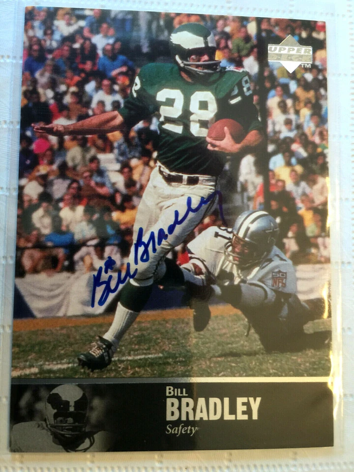 1997 Upper Deck LEGENDS BILL BRADLEY AUTOGRAPH/AUTO EAGLES AL-43 HOFer - Image 1 of 2
