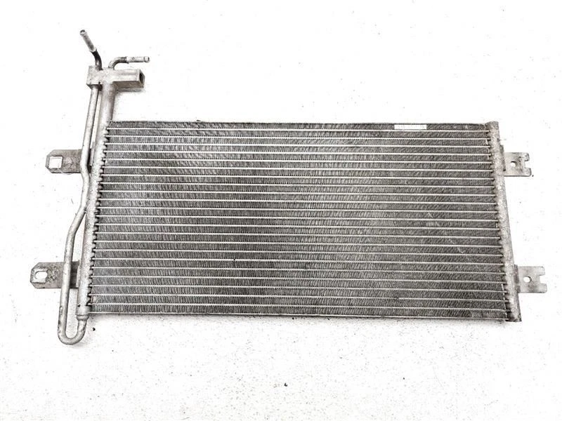 Оригинальный масляный радиатор двигателя Nissan Titan 2004-2015 годов выпуска 21606-8s110 - Изображение 1 из 4