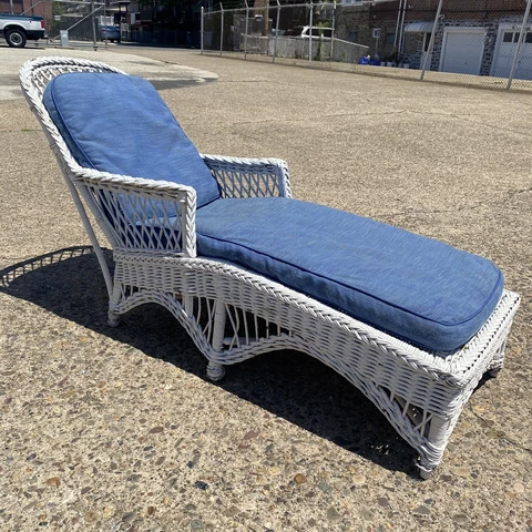 Antique American Victorian White Wicker Sunroom Chaise Lounge Arm Chair Sofa Cover