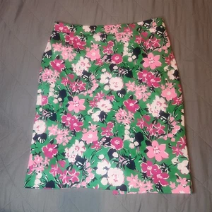 J. Crew Größe 8 grün rosa Blumen Bleistiftrock Karriere Büro Rückenschlitz Fair Trade - Bild 1 von 7