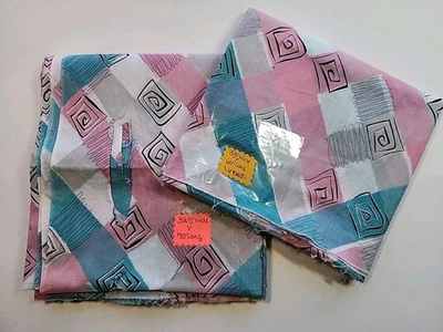 2pc 50s Geometric Colorblock Cotton Sewing Fabric 33"w X 1.9. & 1.6yds FLAWS - Image 1 of 4