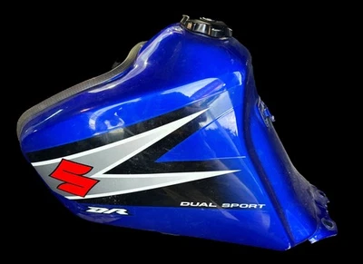 2006 Suzuki DR650 Gas Fuel Tank Some Scuffs And A Small Dent Missing Key - Изображение 1 из 4