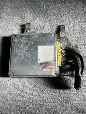 Unidad de computadora de motor ECM Daihatsu Rocky M/T 1991-92 4x4 ECU PCM 89660-87608 OEM Foto 1 de 4