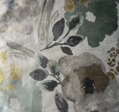 Remanente de tela metálica floral Kravet 24"x24" Foto 1 de 3