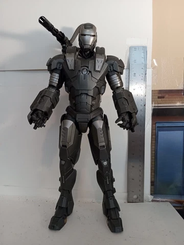 Hot Toys War Machine Don Cheadle Iron Man2 Action Figure Cover