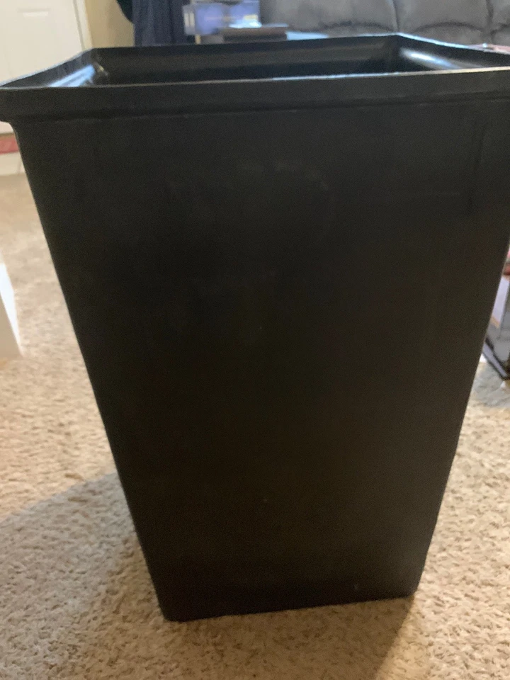 Revestimiento de plástico Safco 36 galones Foto 1 de 4