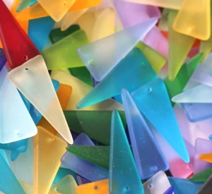 Sheild Anhänger Perlen, SIE WÄHLEN DIE FARBE, mattiert matt Seeglas Oberfläche, 2 Stück - Bild 1 von 4