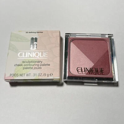 Clinique Sculptionary Cheek Contouring Palette Shade 02 Defining BERRIES Blush - Image 1 of 3