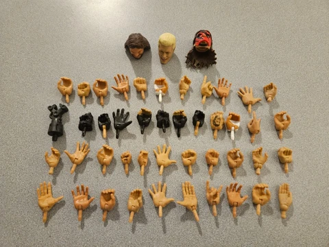 WWE MATTEL LOT OF 44 DIFFERENT HAND VARIANTS FOR FIGURES +3 Elite Heads Cover