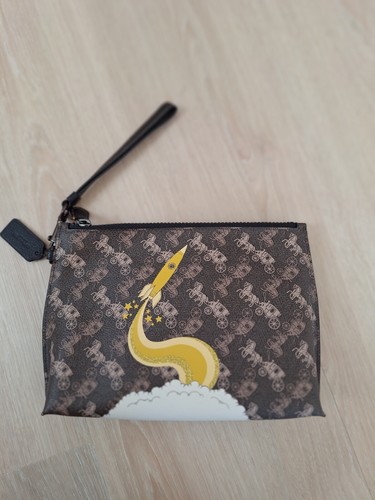 Borsa Coach Charlie nuova con stampa cavallo e carrozza e razzo 86105