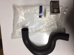 ORIGINAL HYUNDAI / GALLOPER RADIATOR LOWER SLEEVE - Picture 1 of 2