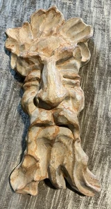 Signed Vintage 1992  10” Green Man Cement Plaque 1989 Year Stamp - Picture 1 of 10