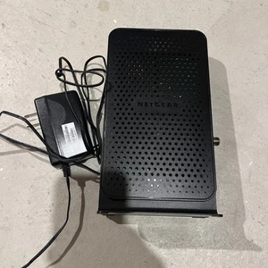 NETGEAR N300 C3000 WiFi Cable Modem Router Pre-owned With Power Cord - Picture 1 of 3