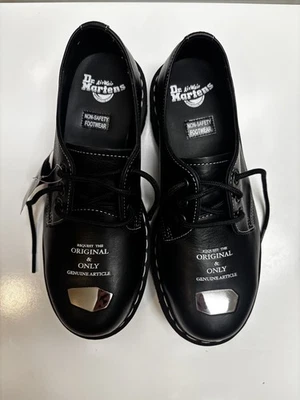 Mens Dr.Martens Excellent Condition US8 Dr. Martens Black Steel Toe Cap 3 Hole - Image 1 of 4