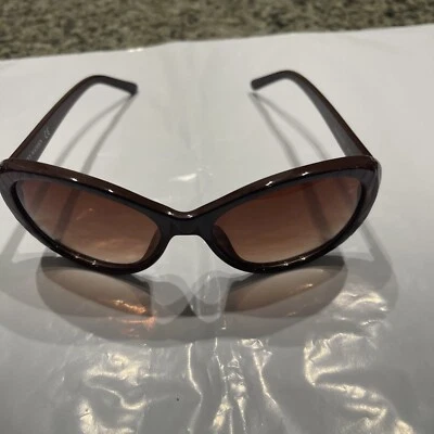 Солнцезащитные очки Steve Madden красные - Изображение 1 из 4