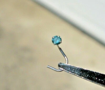 ANILLO TORNILLO NARIZ DIAMANTE AZUL 100% REAL ORO BLANCO 14K 2,39mm CERTIFICADO,BRILLO Foto 1 de 4