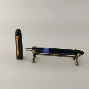 Pluma Estilográfica De Colección Negro Blanco Mármol Cuerpo Borde Dorado Relleno de Pistón #5806 - Imagen 1 de 18