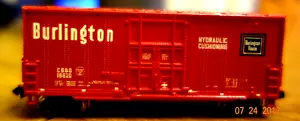 Bachmann N Scale 41’ Hi-Cube Box Car Burlington CB&Q 1982 - Picture 1 of 4