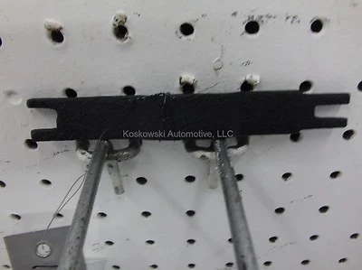 道奇 Dakota 停车制动支柱 9" 刹车鞋均衡器 99 00 97 01 02 左  — 第 1/4 张图片