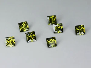 Peridot Green CZ Square 2x2mm 4x4mm 6x6mm 8x8 Loose AAA Cubic Zirconia Gemstone - Picture 1 of 7