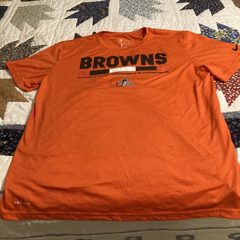 Nike Men’s XL Cleveland Browns T-shirt Pre-owned Dri-Fit Cover