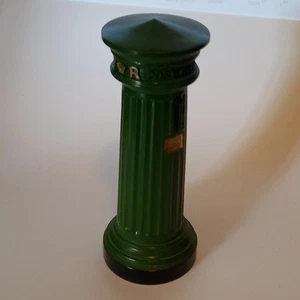 INCANTEVOLE MINIATURA, VR VERDE ROYAL MAIL PILASTRO BOX, .IDEALE PER CASA DELLE BAMBOLE - Foto 1 di 3