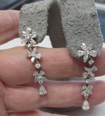 Великолепные серьги-люстры из белого золота 18 карат с бриллиантами VS1-2 G/H 3,00 карата предложение - Изображение 1 из 4