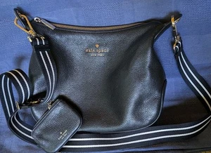 Kate Spade Rosie Pebbled Leather Crossbody Coin Purse Pouch Black Striped Strap - Bild 1 von 14