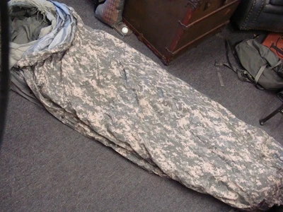 US 4pc Military Modular Sleeping Bag Sleep System MSS w Bivy Digital Camo & Bag - Image 1 of 4