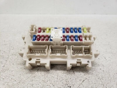 2011-2013 INFINITI M37 M56 ENGINE BAY COMPARTMENT FUSE BOX LOT466 OEM - Image 1 of 4